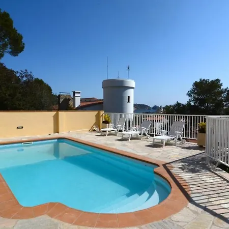 Mediterranea 4 Apartment